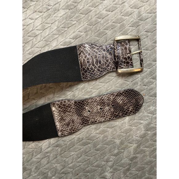 Express Gray Snake Print Elastic Stretch Belt - Size S/M - Picture 5 of 6